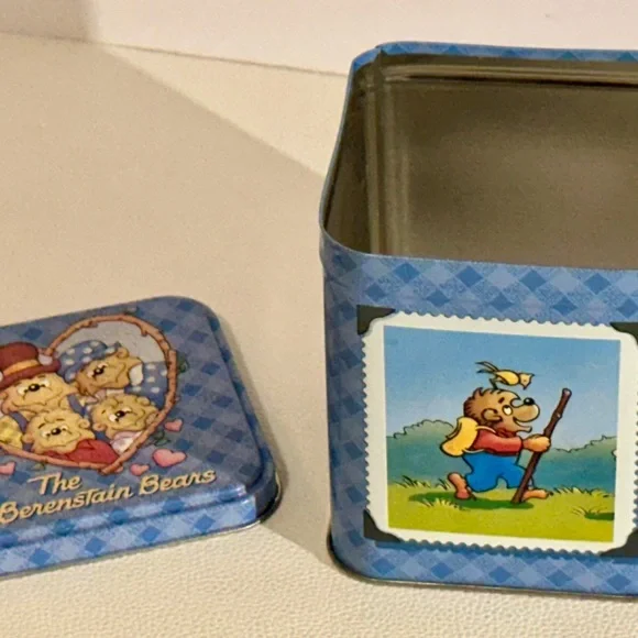 Vintage Berenstain Bears Tin Box 1997 Metal Storage Container - Picture 8 of 16